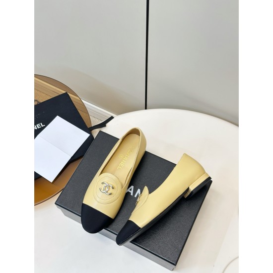 Chanel loafers Shoes
Women 35-41
