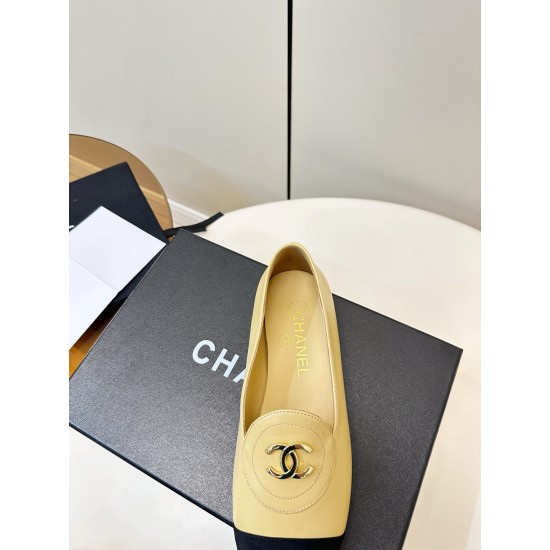 Chanel loafers Shoes
Women 35-41
