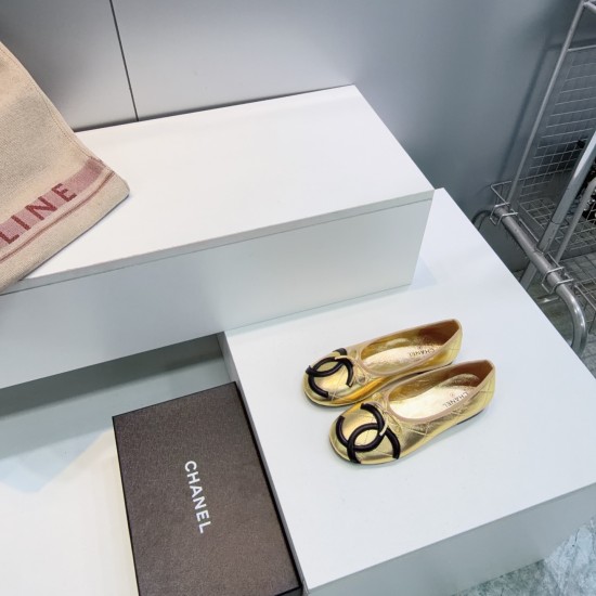 Chanel loafers Shoes
Women 35-41
