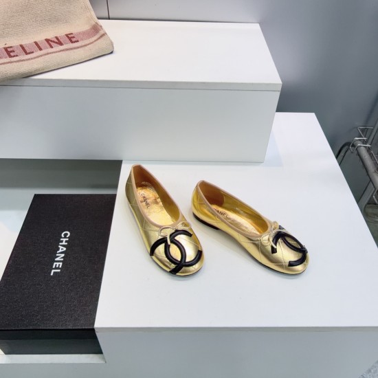 Chanel loafers Shoes
Women 35-41
