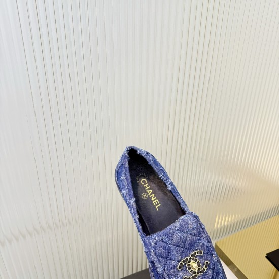 Chanel loafers Shoes
Women 35-41
