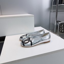 Chanel loafers Shoes
Women 35-41
