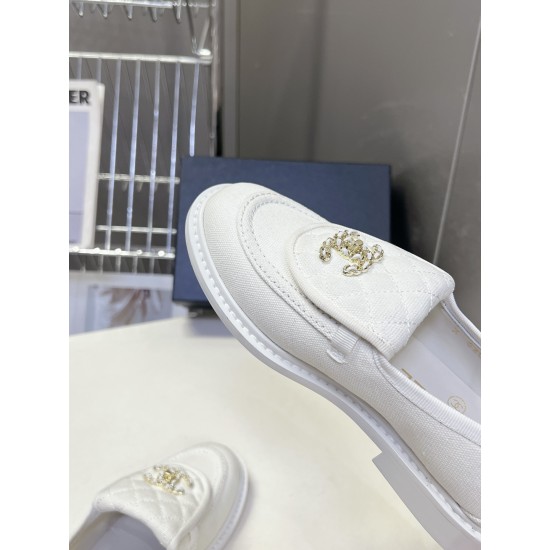 Chanel loafers Shoes
Women 35-41
