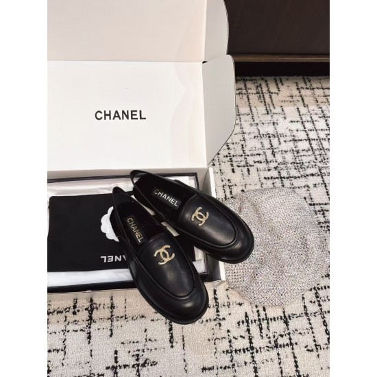 Chanel loafers Shoes
Women 35-41

