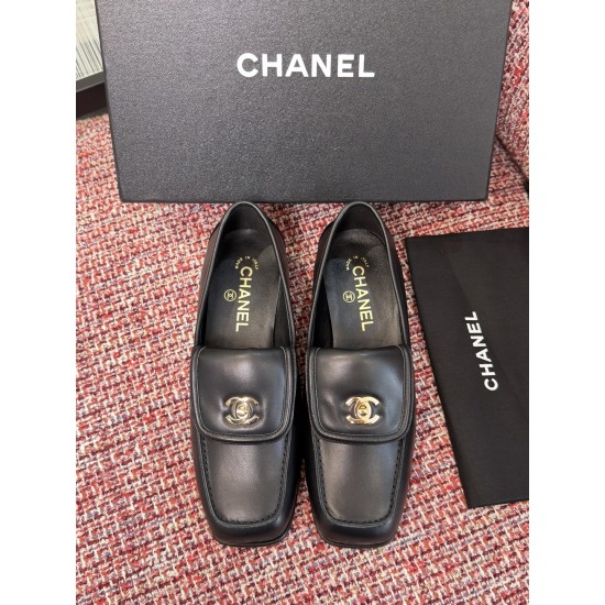 Chanel loafers Shoes
Women 35-41
