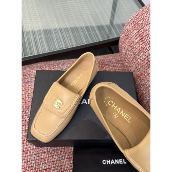 Chanel loafers Shoes
Women 35-41
