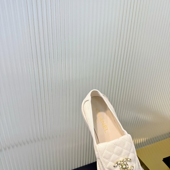 Chanel loafers Shoes
Women 35-41
