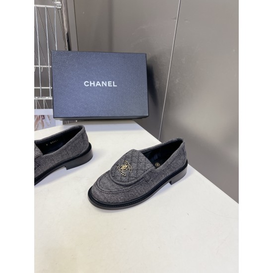 Chanel loafers Shoes
Women 35-41
