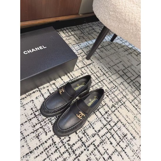 Chanel loafers Shoes
Women 35-41
