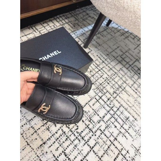 Chanel loafers Shoes
Women 35-41
