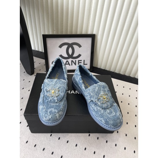 Chanel loafers Shoes
Women 35-41
