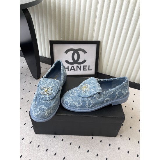 Chanel loafers Shoes
Women 35-41
