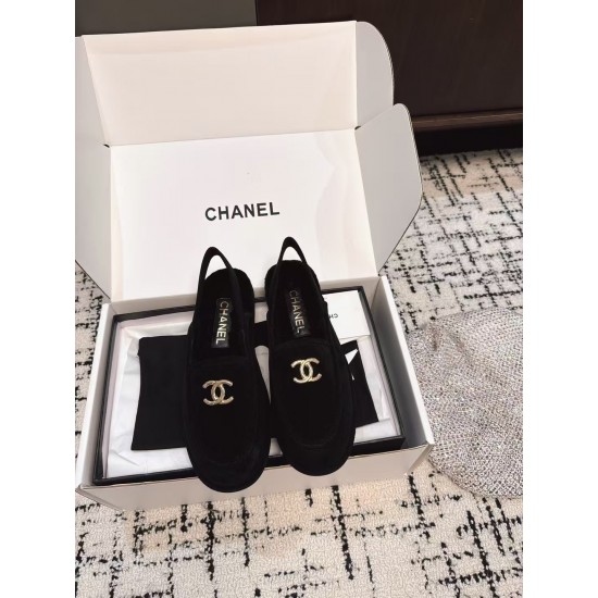 Chanel loafers Shoes
Women 35-41
