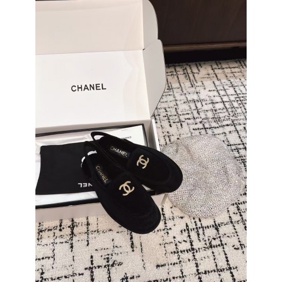 Chanel loafers Shoes
Women 35-41
