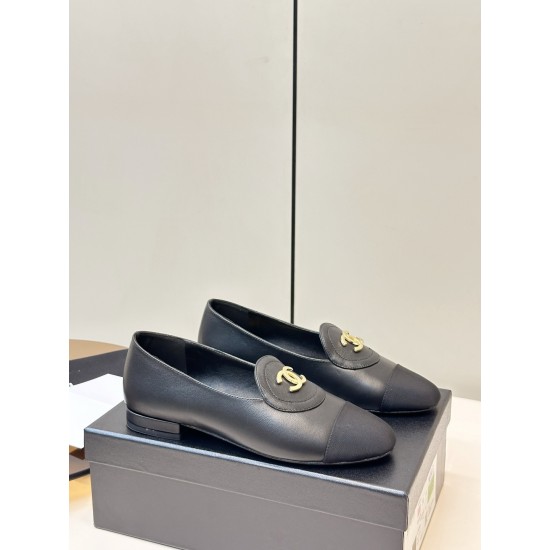 Chanel loafers Shoes
Women 35-41
