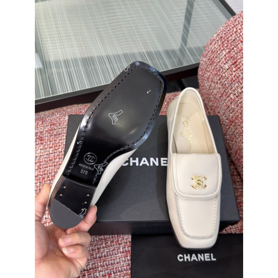 Chanel loafers Shoes
Women 35-41
