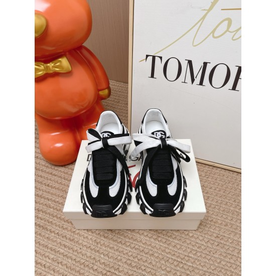 DG Casual Shoes Best Quality
Women 35-41
