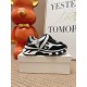 DG Casual Shoes Best Quality
Women 35-41

