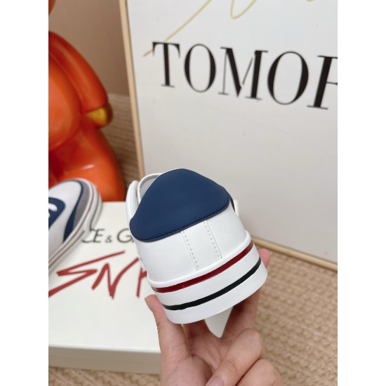 DG Casual Shoes Best Quality
Women 35-41
