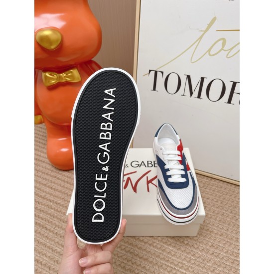 DG Casual Shoes Best Quality
Women 35-41
