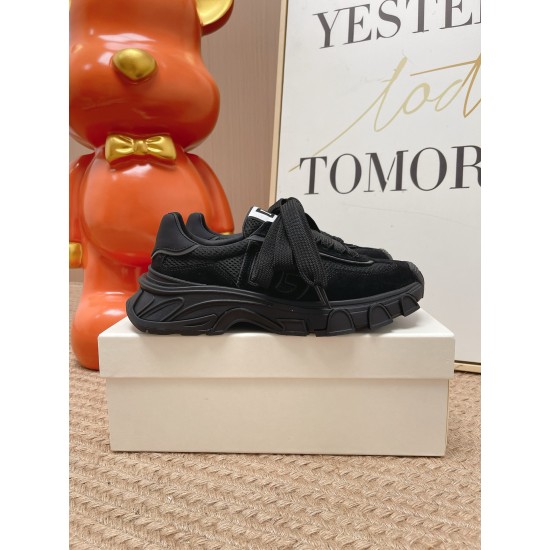 DG Casual Shoes Best Quality
Women 35-41
