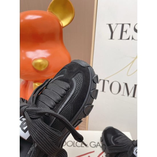 DG Casual Shoes Best Quality
Women 35-41
