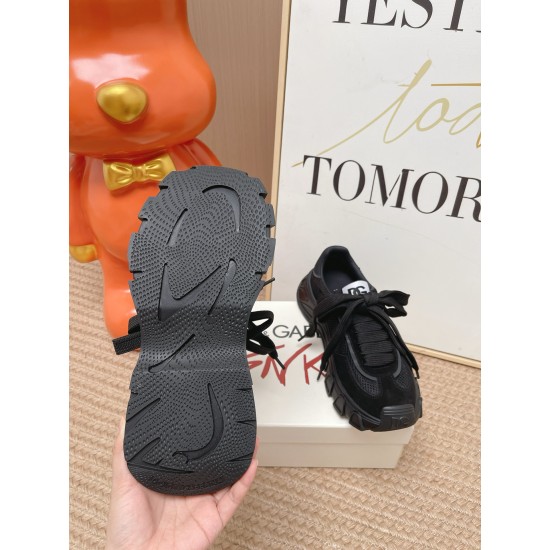 DG Casual Shoes Best Quality
Women 35-41
