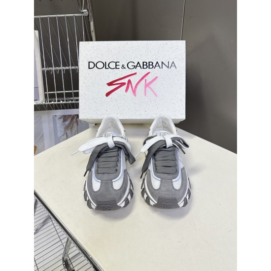 DG Casual Shoes Best Quality
Women 35-41
