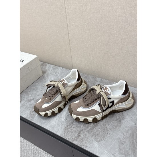 DG Casual Shoes Best Quality
Women 35-41

