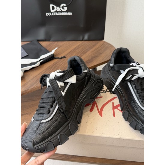 DG Casual Shoes Best Quality
Women 35-41
