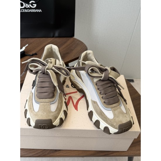 DG Casual Shoes Best Quality
Women 35-41
