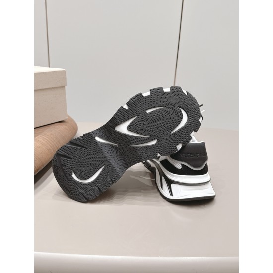 DG Casual Shoes Best Quality
Women 35-41
