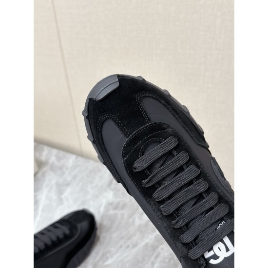 DG Casual Shoes Best Quality
Women 35-41
