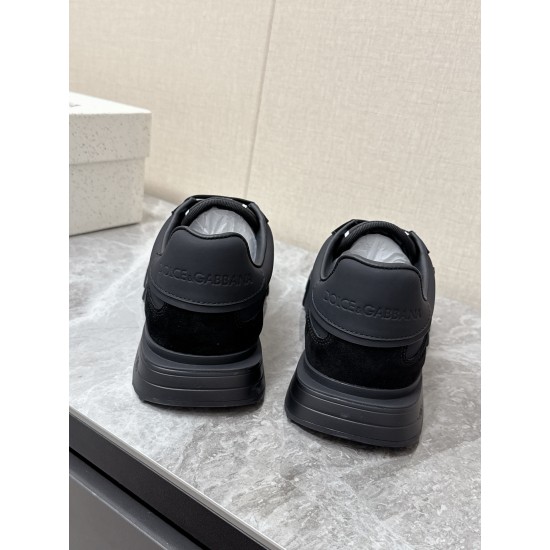 DG Casual Shoes Best Quality
Women 35-41
