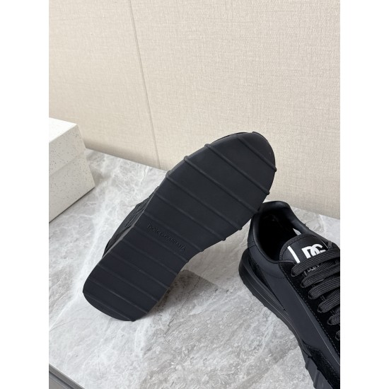 DG Casual Shoes Best Quality
Women 35-41
