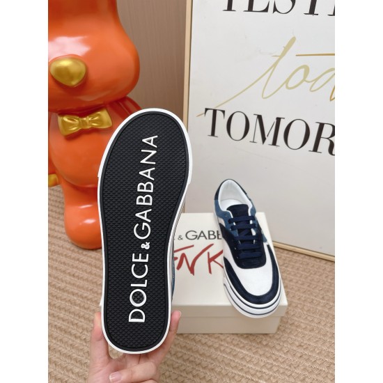 DG Casual Shoes Best Quality
Women 35-41
