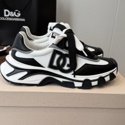 DG Casual Shoes Best Quality
Women 35-41

