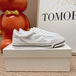 DG Casual Shoes Best Quality
Women 35-41
