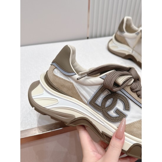 DG Casual Shoes Best Quality
Women 35-41
