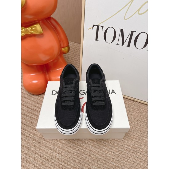 DG Casual Shoes Best Quality
Women 35-41
