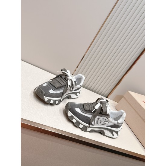 DG Casual Shoes Best Quality
Women 35-41
