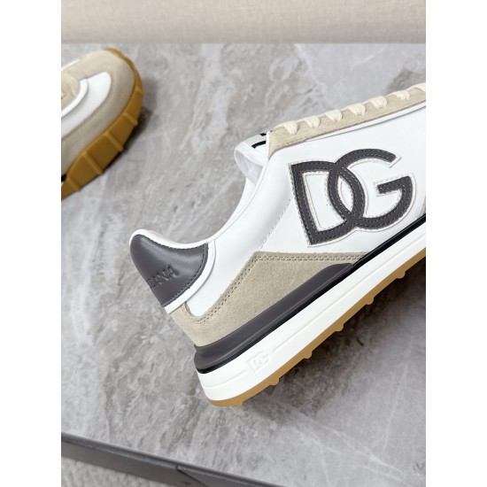 DG Casual Shoes Best Quality
Women 35-41
