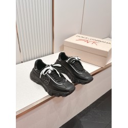 DG Casual Shoes Best Quality
Women 35-41

