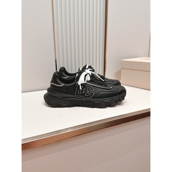 DG Casual Shoes Best Quality
Women 35-41
