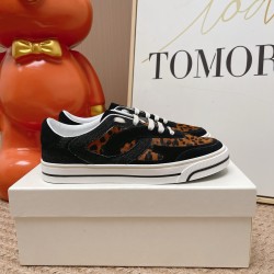 DG Casual Shoes Best Quality
Women 35-41
