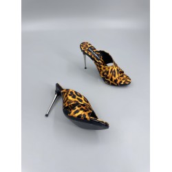 DG High Heel Shoes Best Quality
Women 35-41
