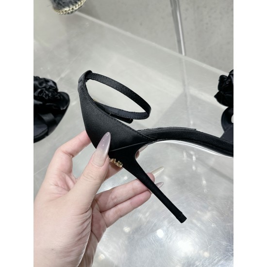 DG High Heel Shoes Best Quality
Women 35-41

