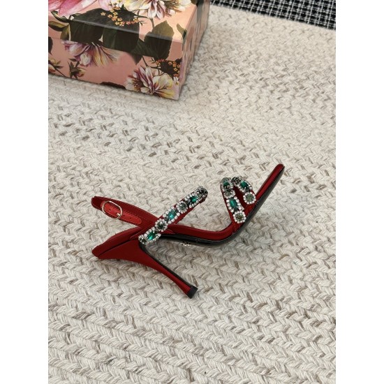 DG High Heel Shoes Best Quality
Women 35-41
