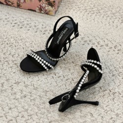 DG High Heel Shoes Best Quality
Women 35-41

