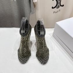 DG High Heel Shoes Best Quality
Women 35-41
